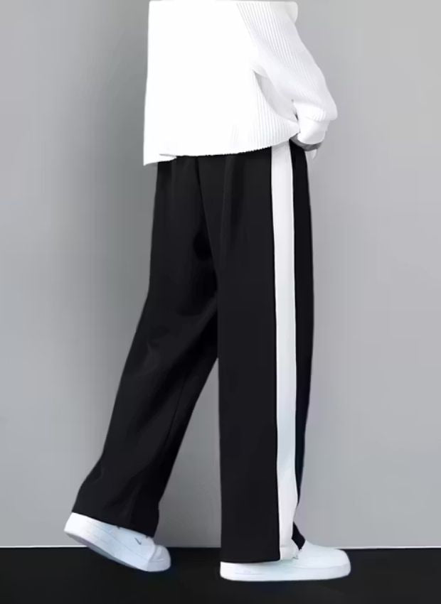 Men’s Side Stripe Relaxed Fit Track Pants ( Black Color )